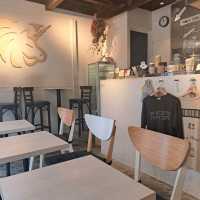 【兵庫-元町】商店街のオアシスでスパイシーラテを。