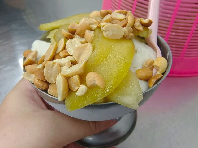 泰國曼谷-椰奶蛋黃冰淇淋|PornCharoen|(復古懷舊風)