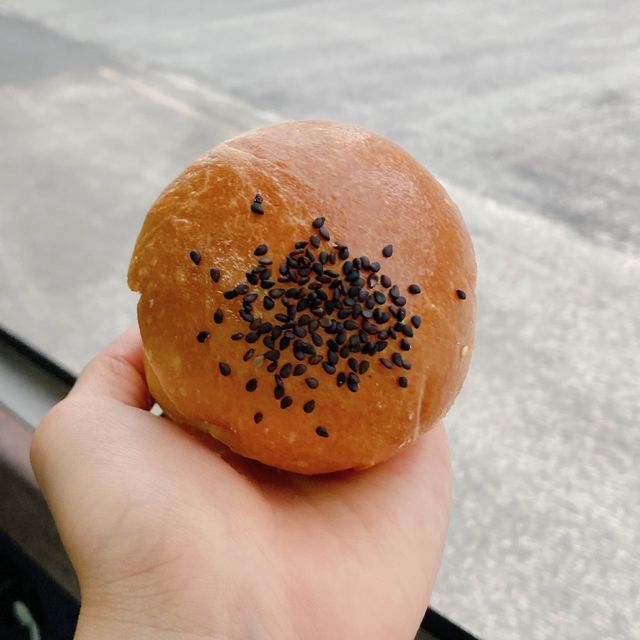 【名古屋】見た目がハンバーガー！？なあんぱん🍔