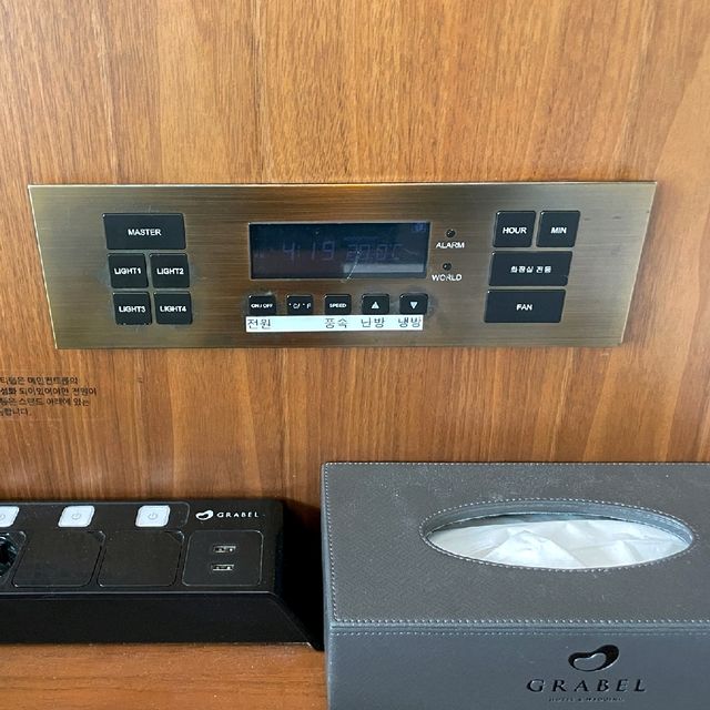 제주공항 근처, 수영장에 루프탑까지 호캉스하기