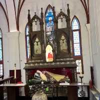  โบสถ์เซนต์โจเซฟ (St. Joseph Cathedral) ⛪️
