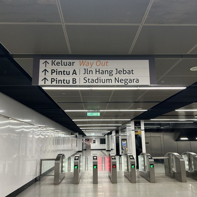 把馬來西亞獨立歷史寫進地鐵站