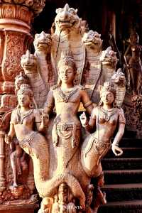 ปราสาทสัจธรรม พัทยา ชลบุรี
