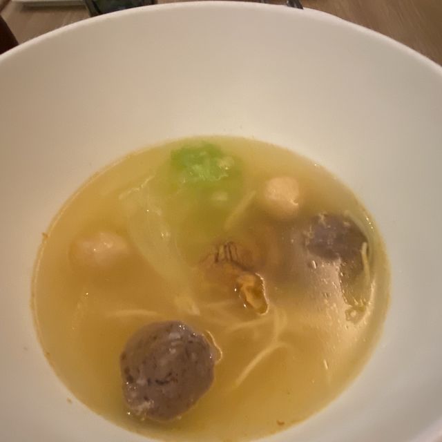 型格的環境享用自助下午茶