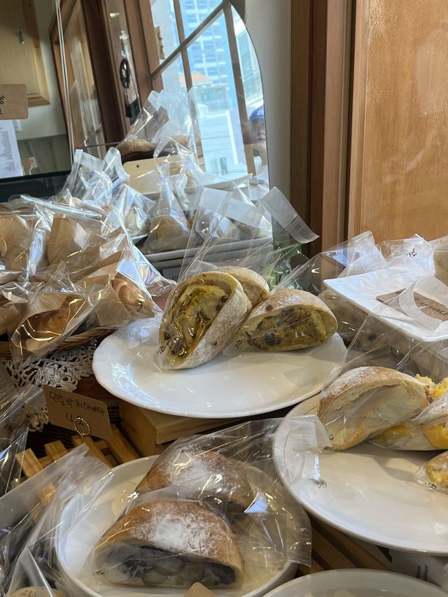부산 빵지순례 필수코스, 더베이 베이커리🥐🥨