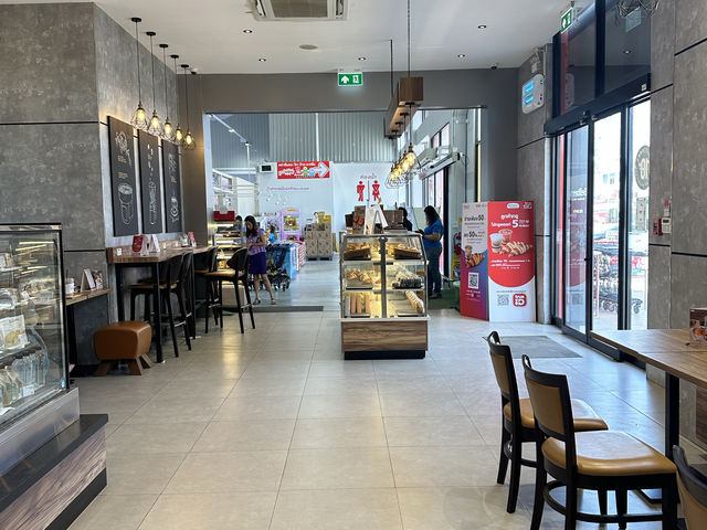 • Bellinee's Bake&Brew @ลีวิวัฒน์ ท่าสะอ้าน 🥐🥨🥖