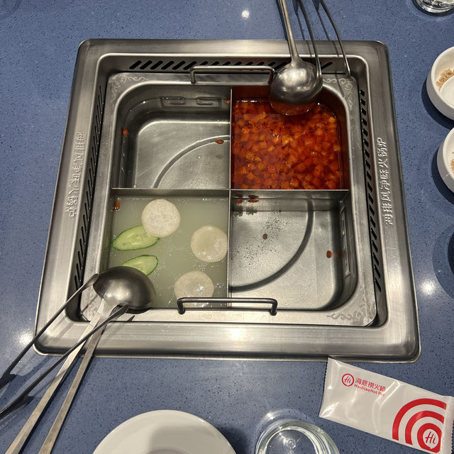 海底撈 享受美食也能體驗奢華服務 好吃好玩