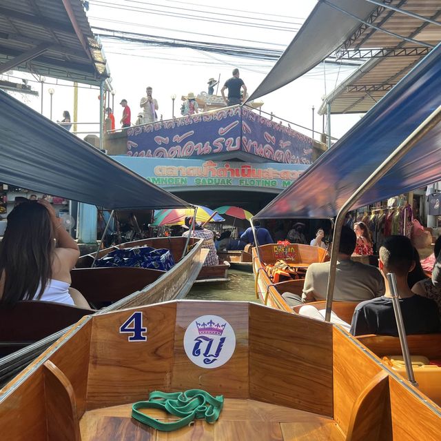 Most famous floating market in Bangkok 