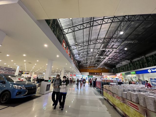 Yes Bangphli Shopping ย่านบางเสาธง 🛍️