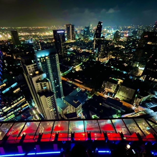 【バンコク】バンコクの夜景が360°楽しめるルーフトップバー🍸