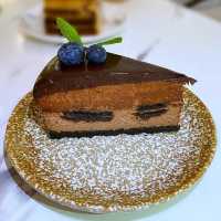 10 STUDIO CAFE