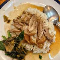 ขาหมูคาเฟ่ เจริญรัถ3
