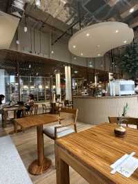 ชิว คาเฟ่OIKOS Cafe & Restaurant