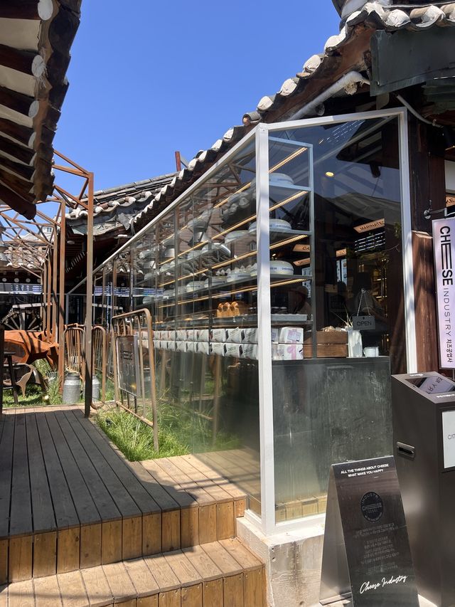 韓国/ソウル【益善洞】牧場をイメージした世界観がとってもかわいいカフェ🐄🧀