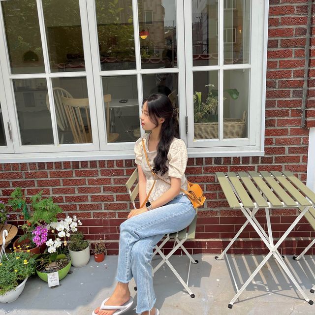 색감 예쁜 주택개조카페, 울라울라베이커리