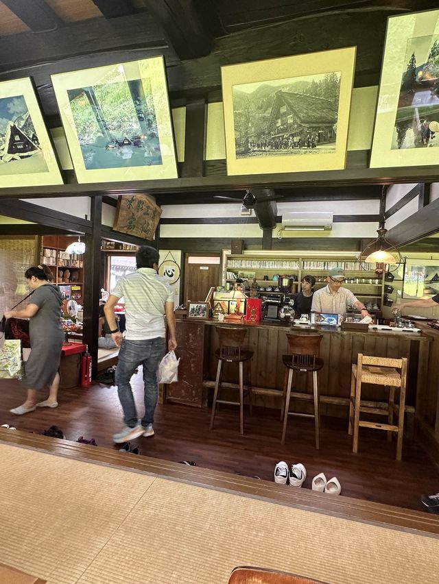 白川鄉 ｜合掌村中的特色咖啡店☕️