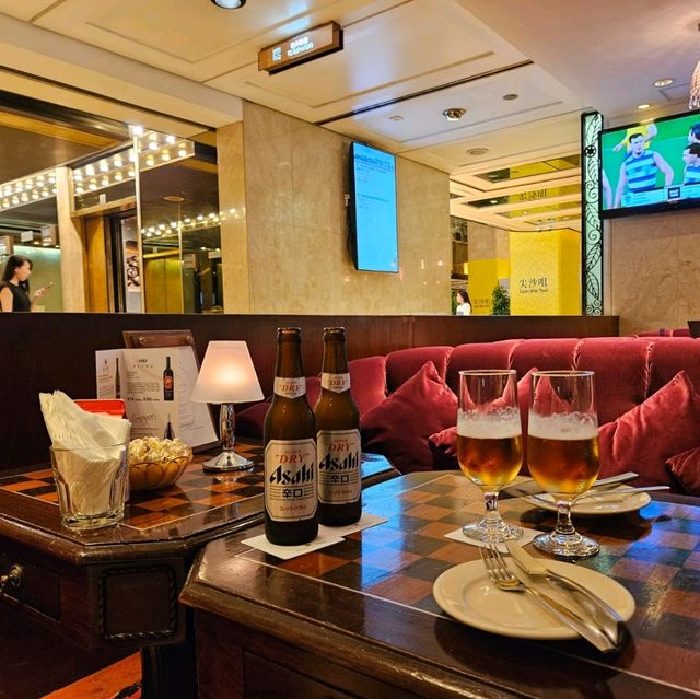 滿載年青時回憶的酒店酒吧