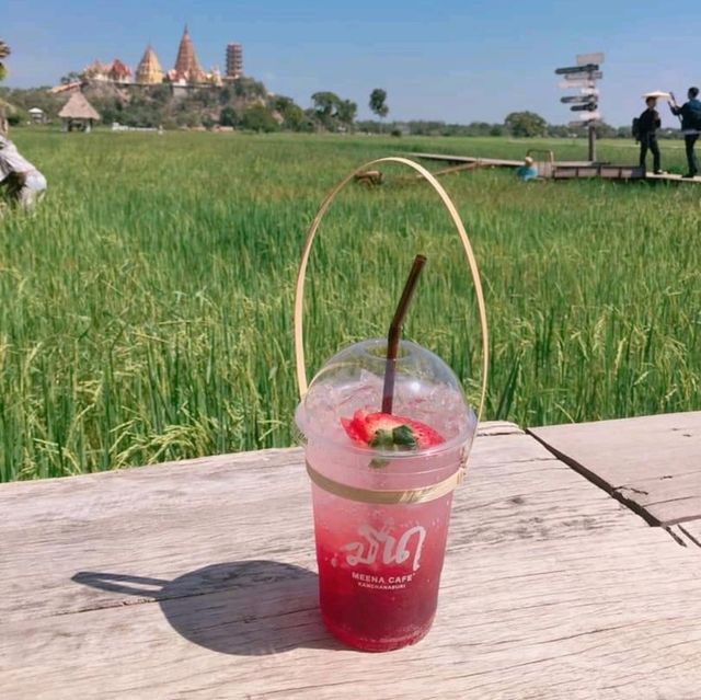 มีนา Cafe'