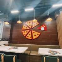 🌟 邪惡拉絲韓式芝加哥pizza配上惹味酥脆炸雞🌟