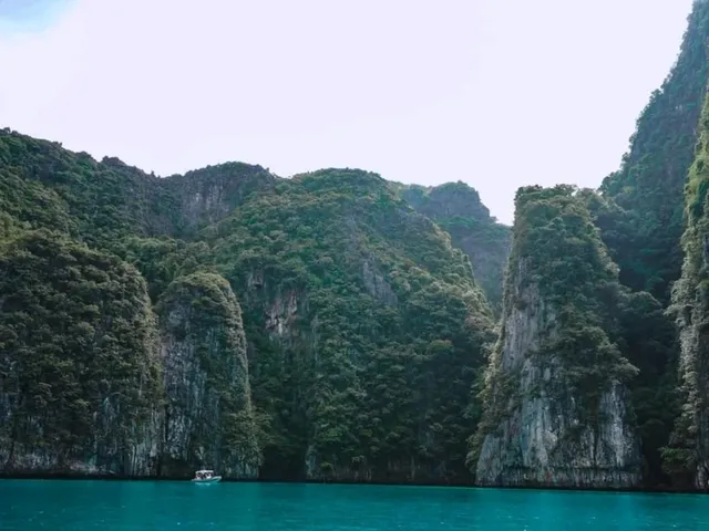 เกาะพีพี จ.กระบี่ 🏝