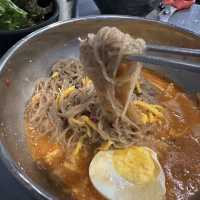 《韓国/ソウル》 炭火で焼く絶品サムギョプサル✨
