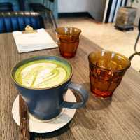 屏東市隱藏下午茶~CABAL咖啡：萬年溪畔老屋改建的質感咖啡廳
