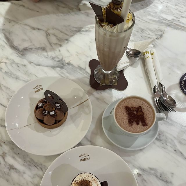 【ベトナム🇻🇳】ベトナム発祥の高級チョコレートカフェ🍫