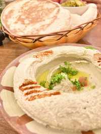 【2023 美食の旅】　プノンペン一のフムス