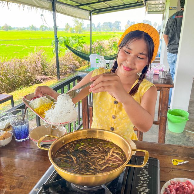 ก๋วยเตี๋ยวบรรยากาศดีที่กาฬสินธุ์✨