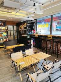 灣仔現代簡約露營主題咖啡店