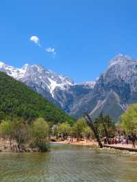 หุบเขาพระจันทร์สีน้ำเงิน Blue Moon Valley