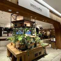 【大阪・梅田】本格コーヒーとラーメンが食べられる「unchi coffee」