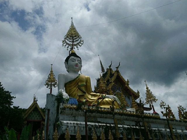 วัดเมืองมูลบุญเรืองคีรี (วัดครูบาต๋อง)