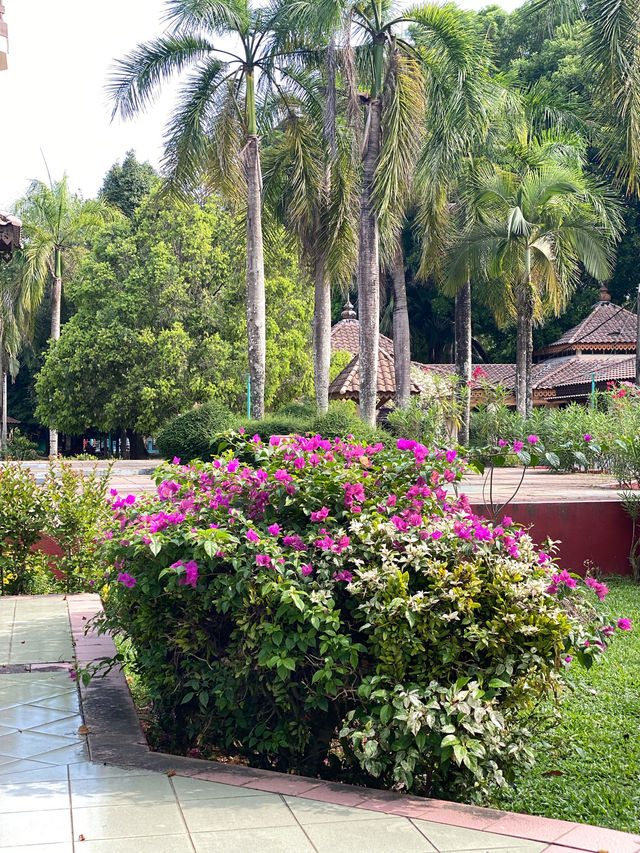 An floral garden worth to visit! 