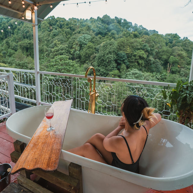 นอนบ้านต้นไม้สุดส่วนตัว ที่พักเทพเสด็จ เชียงใหม่ 