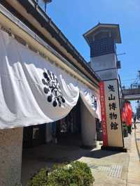 【長浜市曳山博物館：滋賀県長浜市】大きさに驚く長浜市曳山博物館!!