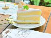 คาเฟ่วินเทจฟีลเหมือนนวนิยาย ตลิ่งชัน