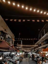 ตลาดน้ำอัมพวา