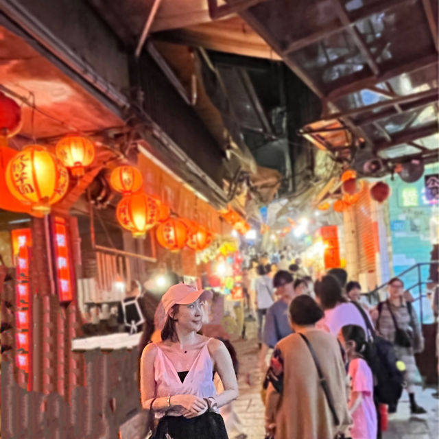 Exploring the Charm of Jiufen Old Street Market