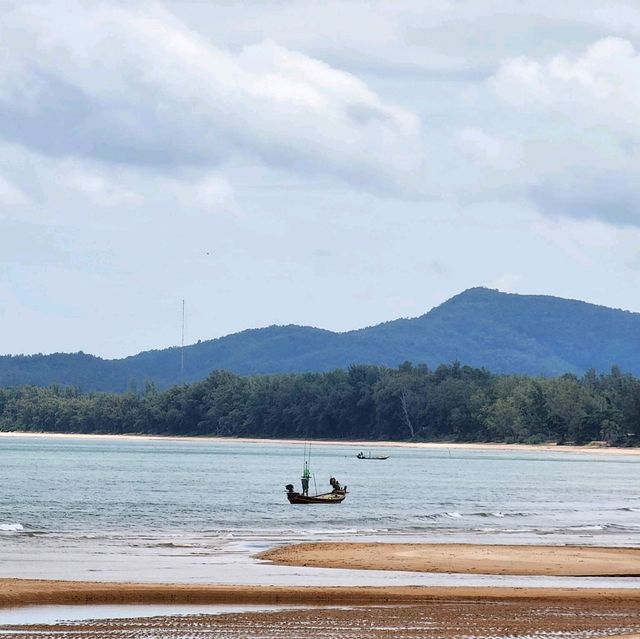 หาดบางเบิด ชุมพร