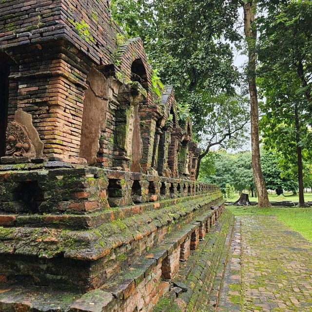เชียงแสน Day Trip ปั่นจักรยานชมเมืองเก่าชิลๆ 🤩
