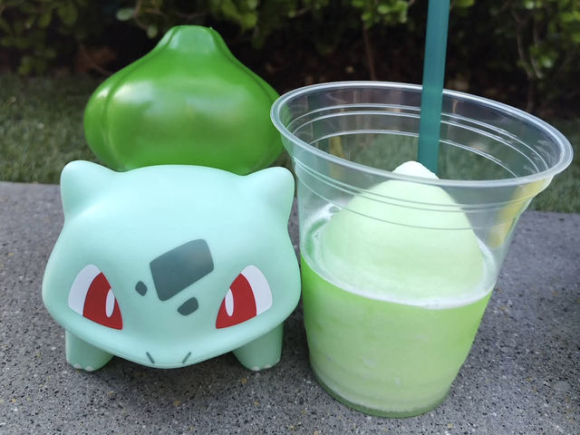 ร้านของกินPokémon ใน USJ : Star Walk Snacks