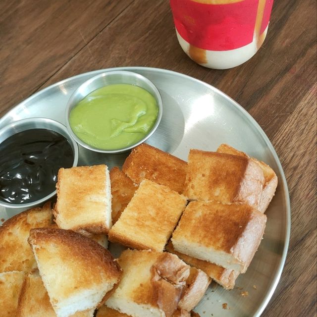 ร้านขนมหวาน ขนมปัง รสชาติดี เมืองทองธานี
