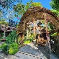 ตลาดฉำฉา : กาดชุมชนโหล่งฮิมคาว สันกำแพง เชียงใหม่
