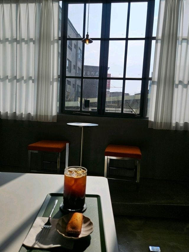 🍊정릉 신상 대형 카페 덤브다이버