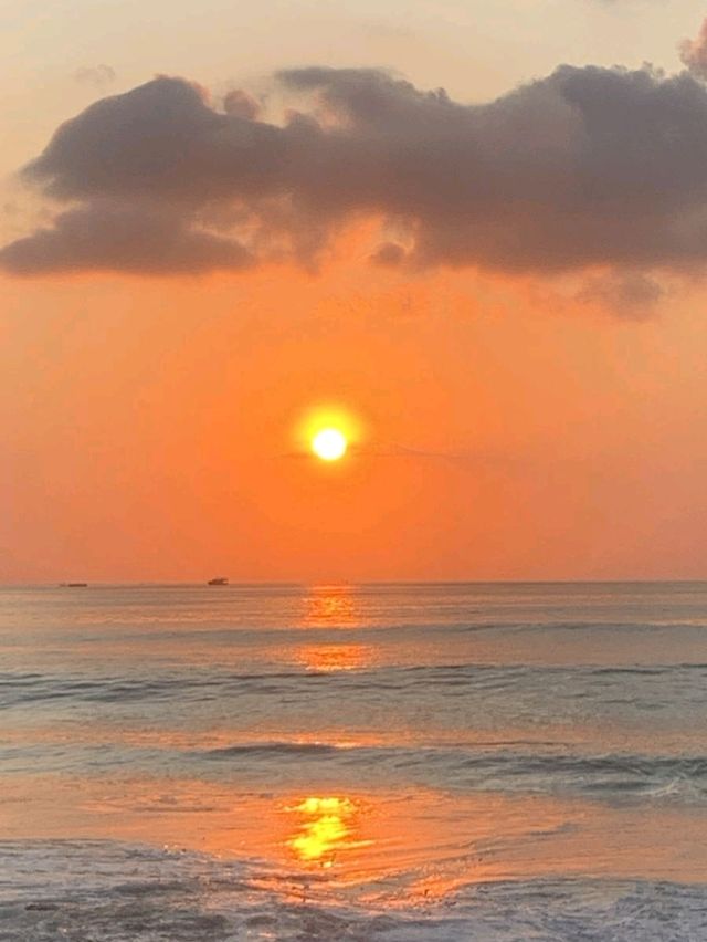 Golden Hour @Melasti Beach Bali 