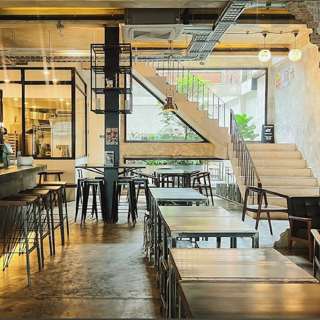 115 Bakehouse Old Town - คาเฟ่ย่านเมืองเก่าอุบล