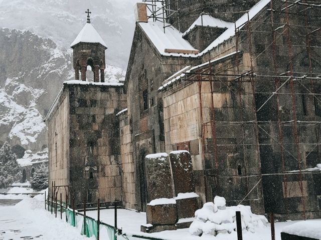 【亞美尼亞】冬季雪🌨️後的千年教堂雪景，絕對拍照出大片！