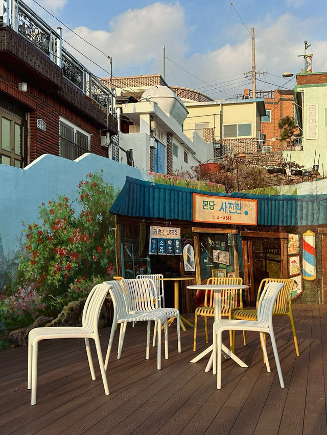 여수, 골목 끝 레트로 감성카페 <카페몬당>