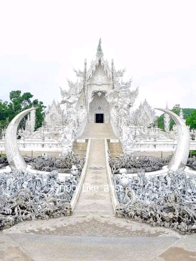 ร่องขุ่น 🙏🏼 พุทธศิลป์เมืองเชียงราย